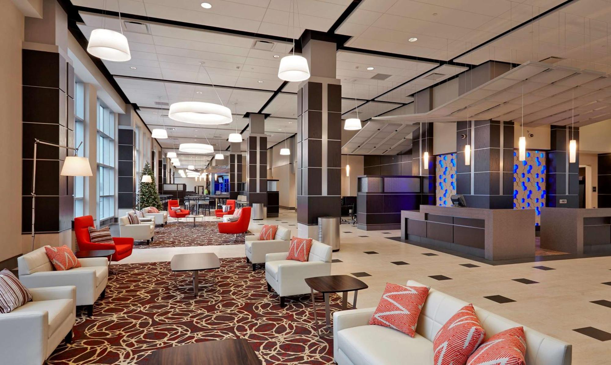 מלון Doubletree By Hilton לורנסבורג מראה חיצוני תמונה