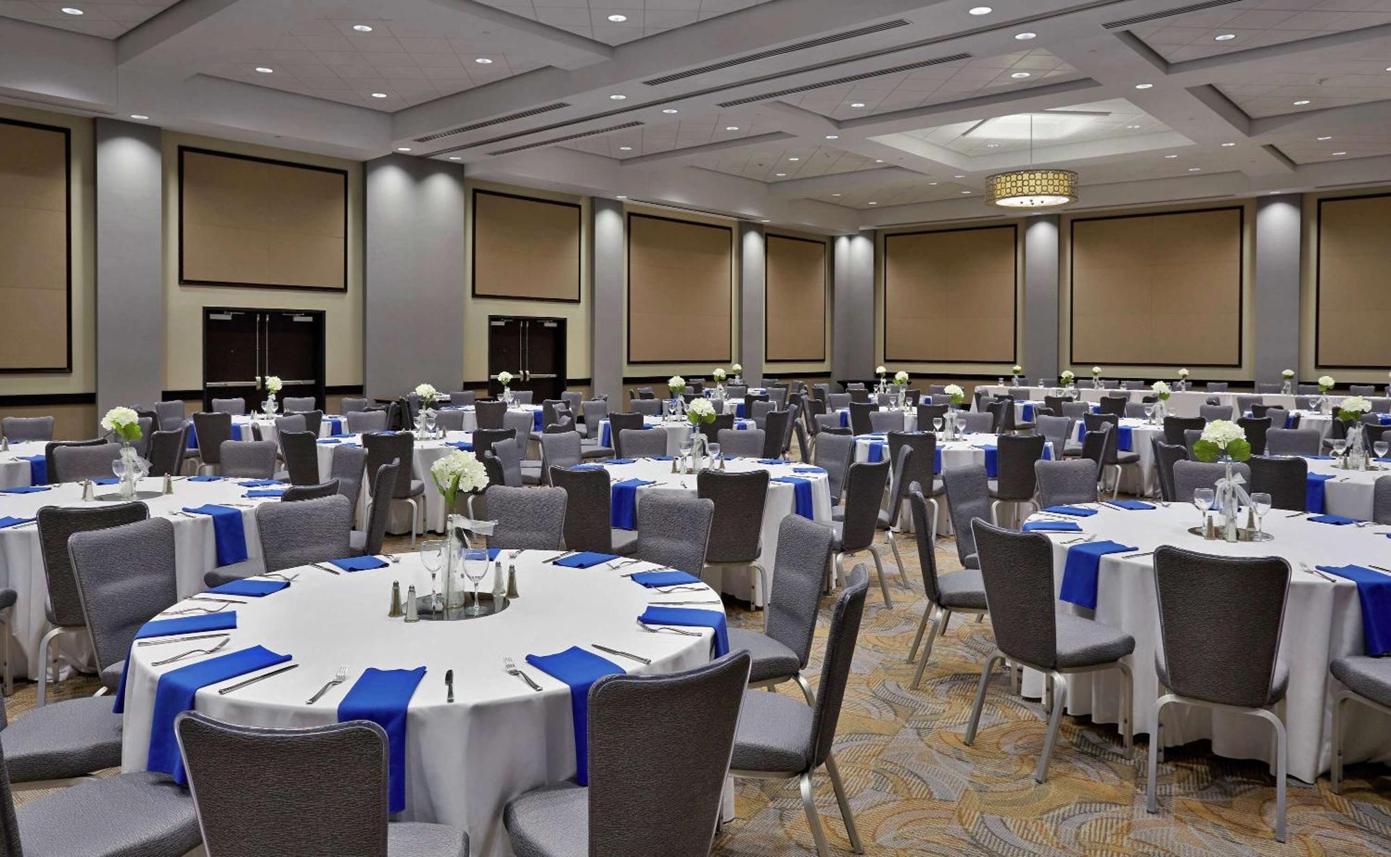מלון Doubletree By Hilton לורנסבורג מראה חיצוני תמונה