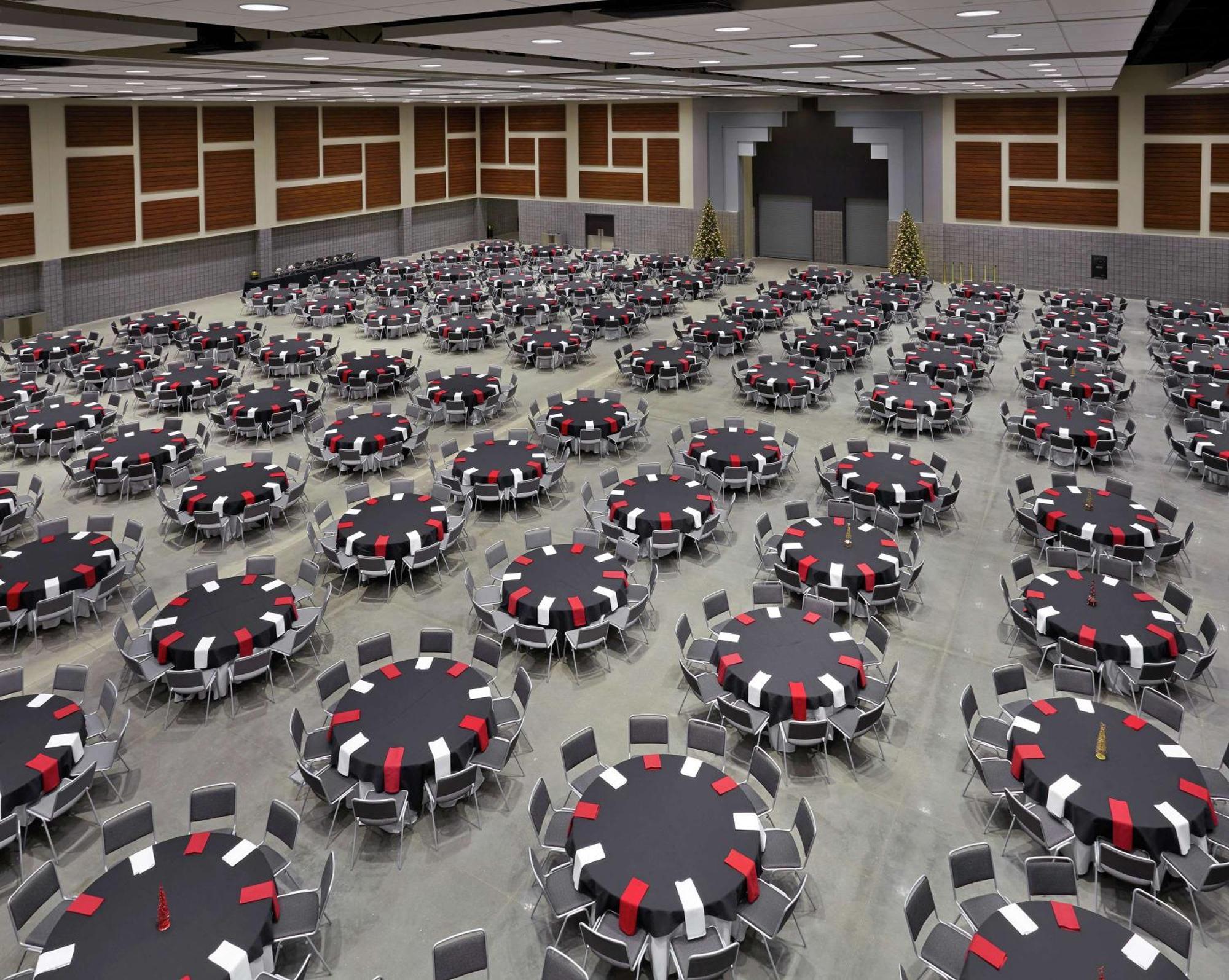 מלון Doubletree By Hilton לורנסבורג מראה חיצוני תמונה